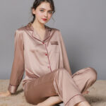New Spring And Autumn Silk Couple Pajamas For Women - Image 7