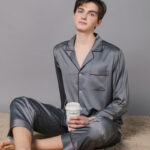 New Spring And Autumn Silk Couple Pajamas For Women - Image 6