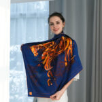 Big silk scarf - Image 2