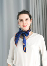 Big silk scarf - Image 3