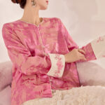Chinese Style Retro Beaded Embroidery Design Blouse Mulberry Silk Graceful And Fashionable Coat - Image 2