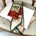 Women's Fashion Vintage Print Decorative Silk Scarf - Image 2