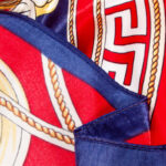 Fashionable Women's Faux Silk Print Scarf - Image 3